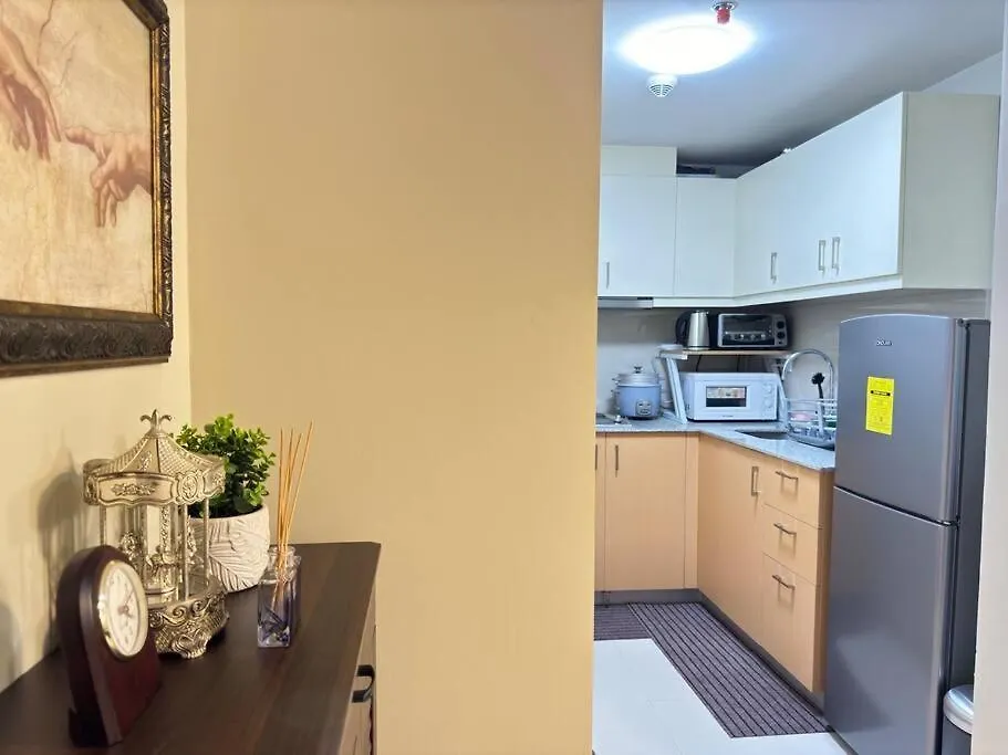 Apartment Executive Gem Beside Malls And Bars At Uptown Bgc Manila Philippines